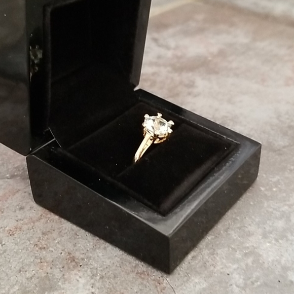 Aquamarine ring. - Picture 2 of 10